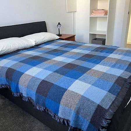 Sunny Apartment In Central Karori Wellington Luaran gambar